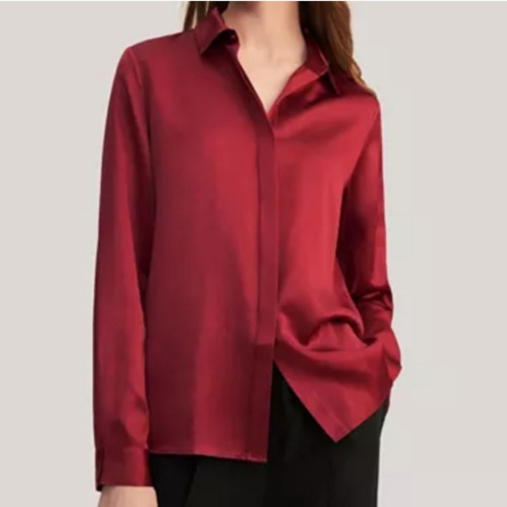 Guess Button Down Shirt Size M